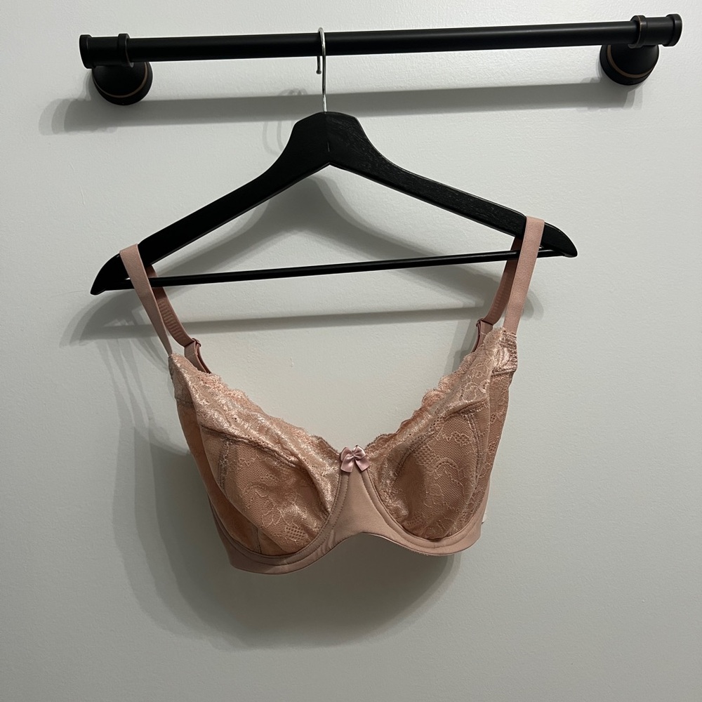 NWT Pink 28J Flexwire Unpadded Bra